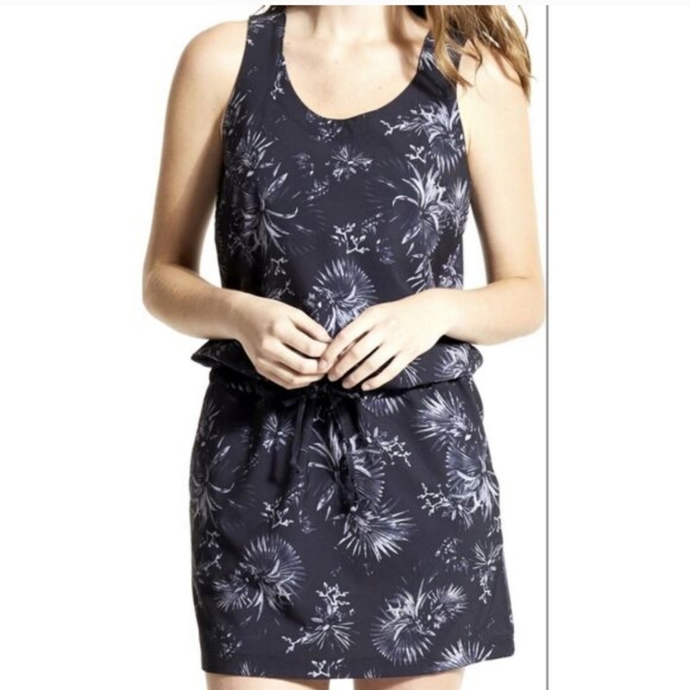 Fig Black Floral Sleeveless Jumper Women's Size Small